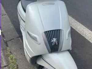 PEUGEOT DJANGO 125 DARK