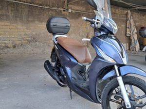 KIMKO PEOPLE S 150 CC