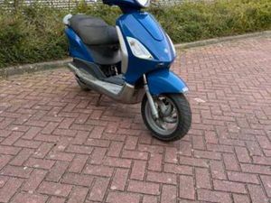 PIAGGIO FLY 50 2T — SCOOTERS | PIAGGIO — MARKTPLAATS