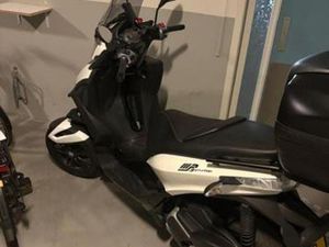 PIAGGIO MP3 ZEER NETTE STAAT — SCOOTERS | PIAGGIO — MARKTPLAATS