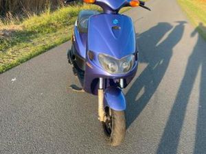 PIAGGIO ZIP 2T FASTRIDER BROM (NIET TE RUIL) — SCOOTERS | PIAGGIO — MARKTPLAATS