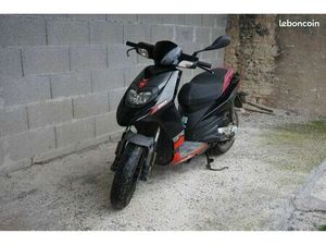 APRILIA SR 50