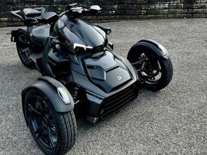 CAN AM RYKER 900 CARBONE