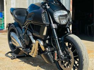 DUCATI DIAVEL
