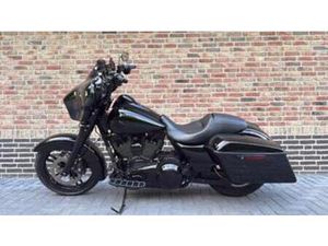 HARLEY DAVIDSON 103 FLHXS STREET GLIDE STREETGLIDE CLUBSTYLE — MOTOREN | HARLEY-DAVIDSON — MARKTPLAATS