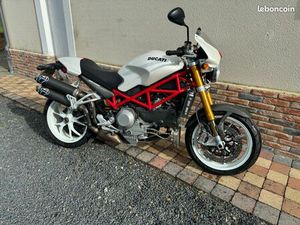 DUCATI S4RS