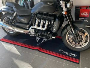 VEND OU ÉCHANGE , TRIUMPH ROCKET III