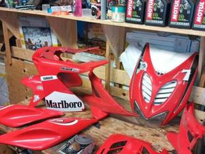 YAMAHA AEROX 70CC MARLBORO EN ONDERDELEN — SCOOTERS | YAMAHA — MARKTPLAATS