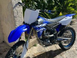 YZF 250 YAMAHA