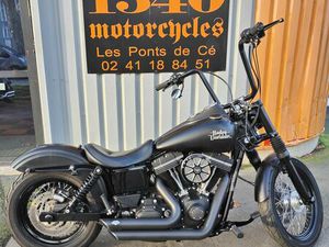 HARLEY DAVIDSON DYNA STREET BOB