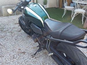 VENDS YAMAHA XSR 700