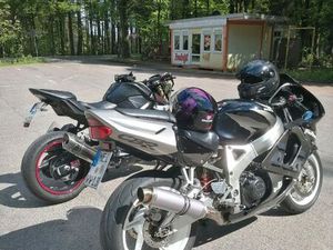 HONDA CBR 900 SC33