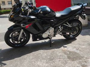 SUZUKI GSX650F TÜV NEU REIFEN NEU WENIG GELAUFEN5300KM