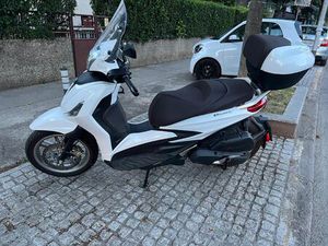 PIAGGIO BEVERLY 400HPE 399 CM3, 2022 GOD.
