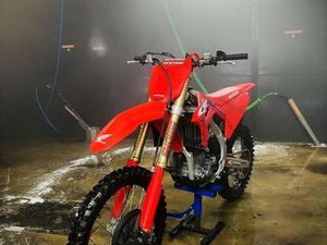 ② HONDA CRF450 2022 24U