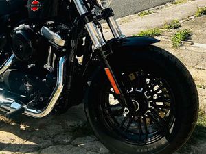 HARLEY DAVIDSON FORTY EIGHT SPORTSTER