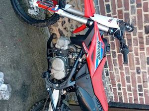 DIRT 125 YX