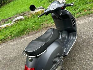 VESPA 300 GTS SUPER SPORT