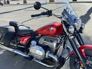 2022 BMW R 18 CLASSIC MARS RED METALLIC -PREMIUM DEALER!