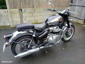 ROYAL ENFIELD CLASSIC 650
