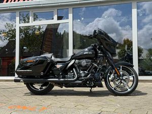 HARLEY-DAVIDSON STREET GLIDE 117CI MIT JEKILL KLAPPENAUSPUFF