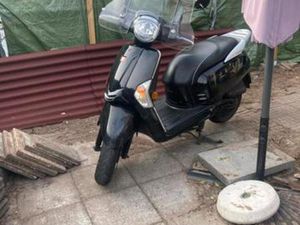 KYMCO LIKE 50 - 2016 4TAKT KM 14.576.2 — SCOOTERS | KYMCO — MARKTPLAATS