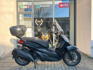 PIAGGIO BEVERLY 400CC HPE 2022 — MOTOREN | PIAGGIO — MARKTPLAATS