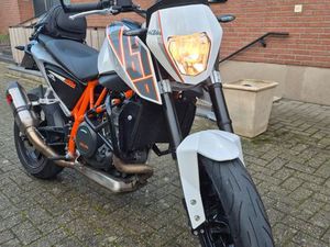 KTM 690 DUKE