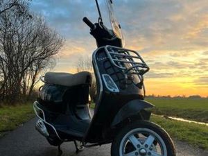 VESPA LX50 4T2V BROM — SCOOTERS | PIAGGIO — MARKTPLAATS