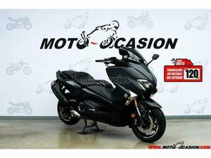 YAMAHA - TMAX
