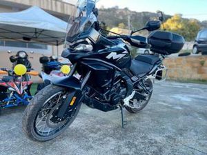 CFMOTO 700MT ADV - 2025 SOLO 252 KILOMETRI