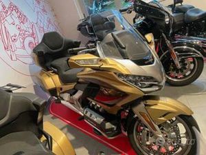 HONDA GL 1800 GOLD WING TOUR DCT 50 TH ANNIVERSARI