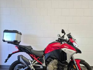DUCATI MULTISTRADA V4 S