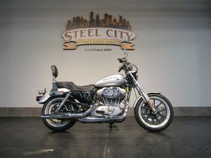 2014 HARLEY-DAVIDSON® XL883L - SPORTSTER® SUPERLOW®