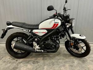 YAMAHA XSR 125 2023 125 CM3 | MOTO ROADSTER | 2 835 KM | BLANC | 90000 BELFORT