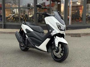 YAMAHA NMAX 125