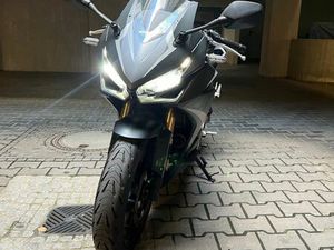 HONDA CBR 500R HURRIC PRO2 AUSPUFF -WENIG KM-