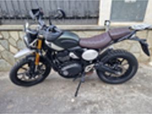 TRIUMPH SCRAMBLER 400X