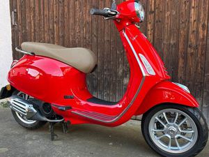 VESPA PRIMAVERA 125 ABS TOP ZUSTAND