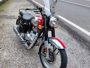 ROYAL ENFIELD CLASSIC ROSSO