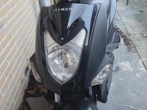 KYMCO AGILITY 50 - START MET KICKSTART, RIJDT GOED — SCOOTERS | KYMCO — MARKTPLAATS