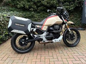 NIEUWSTAAT MOTO GUZZI V85 TT TRAVEL 2021 5800KM! — MOTOREN | MOTO GUZZI — MARKTPLAATS