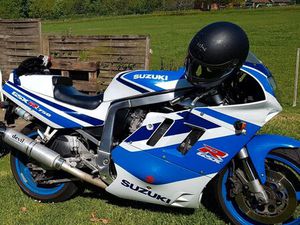 SUZUKI GSX-R 750 (GR 7 AB) 1991
