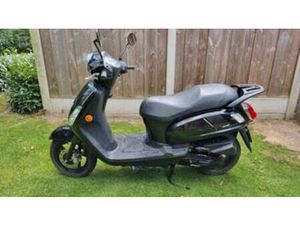 TE KOOP SYM FIDDLE 2. ZWART GLANS BJ 2022 1E EIGENAAR. — SCOOTERS | SYM — MARKTPLAATS
