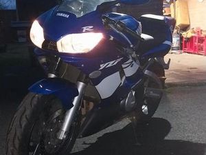 ② MAGNIFIQUE YAMAHA R6