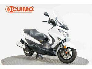 SUZUKI - BURGMAN 200
