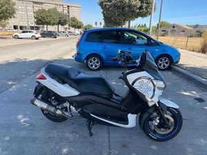 YAMAHA - X MAX 250