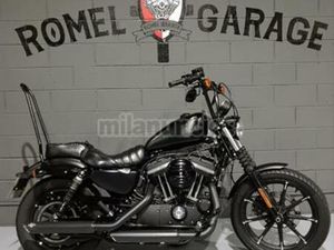 HARLEY DAVIDSON - SPORTSTER 883
