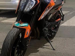 KTM - DUKE 790