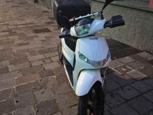 PEUGEOT - TWEET 125